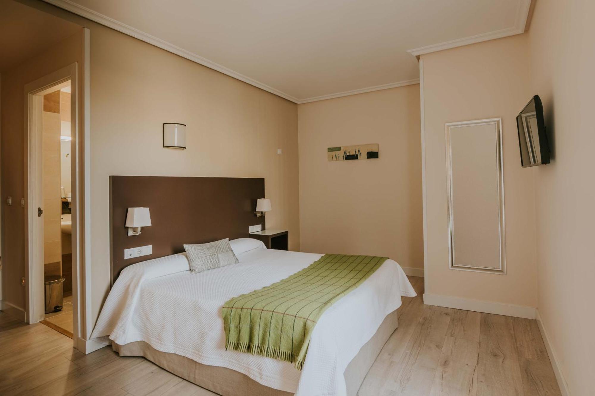 Hotel Arrope Haro Kültér fotó